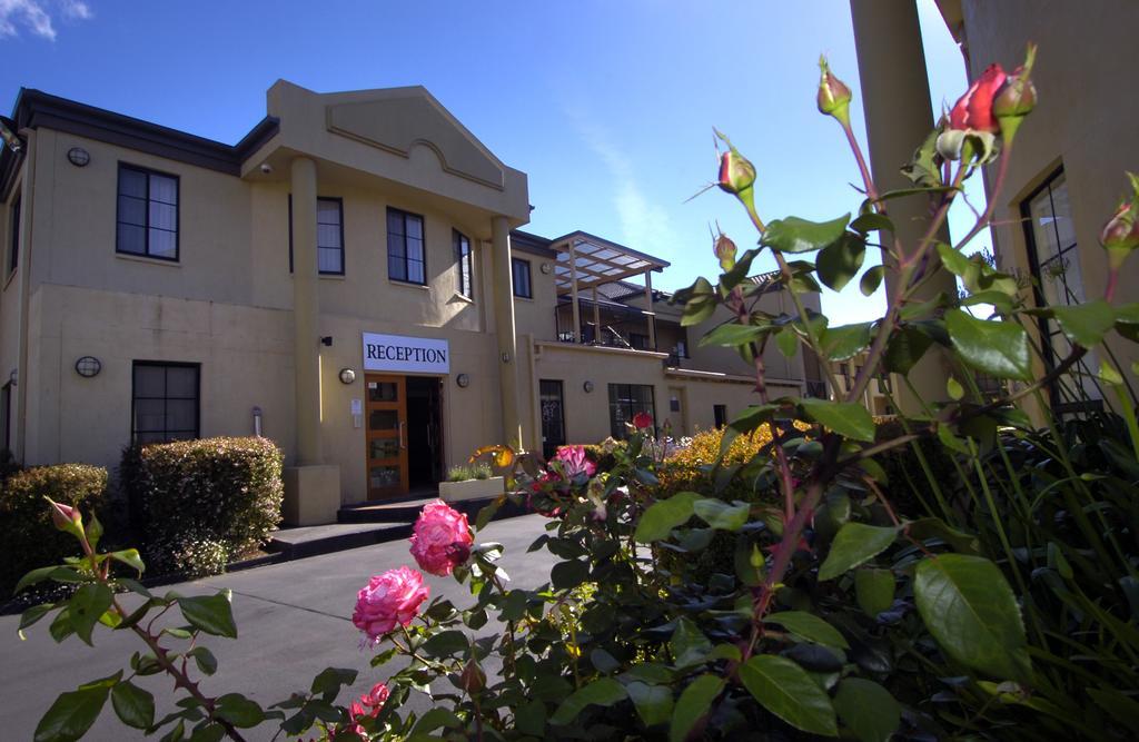 Canberra Parklands Central Apartment Hotel Official Exterior photo