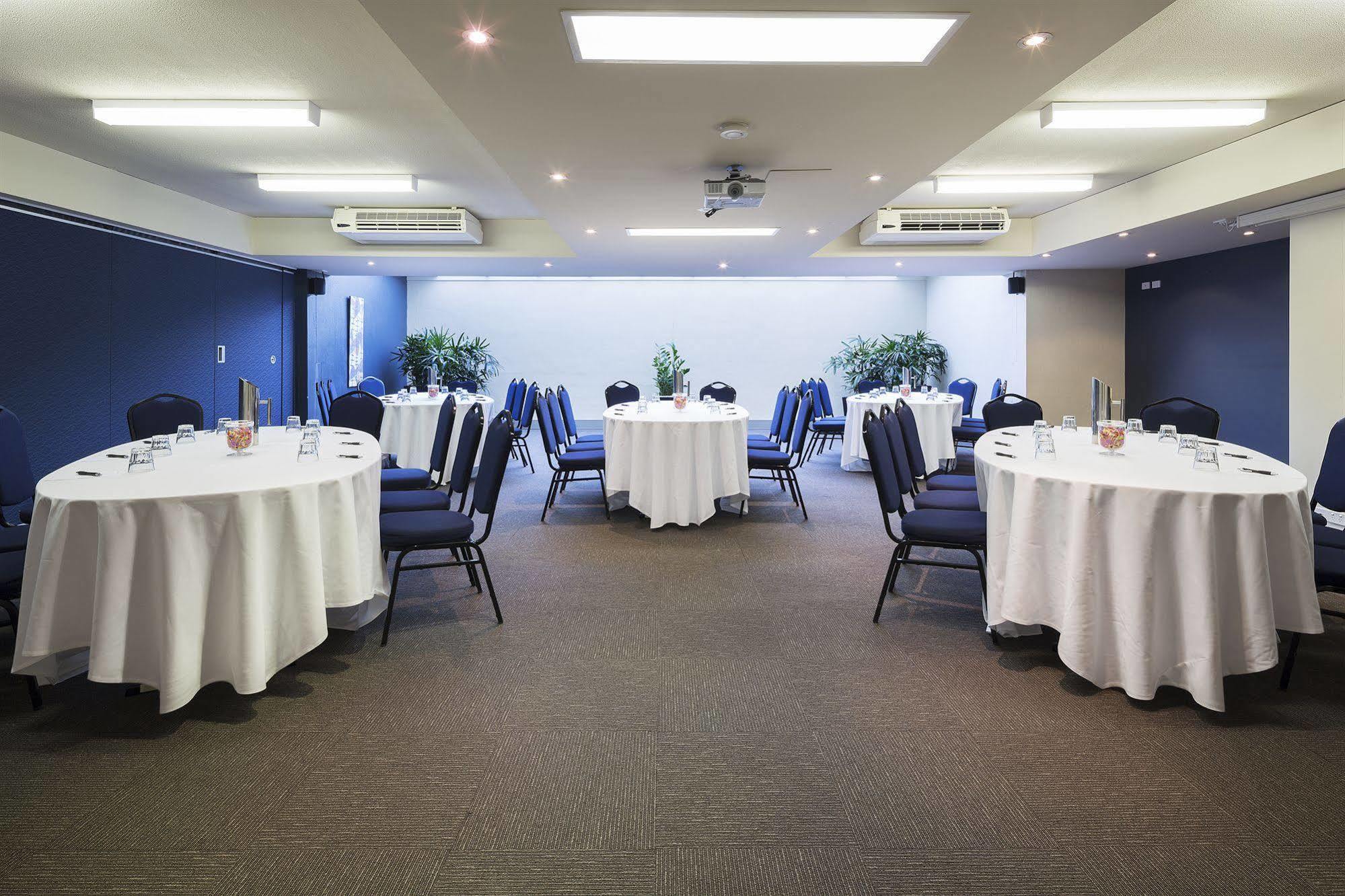 Canberra Parklands Central Apartment Hotel Official Exterior photo