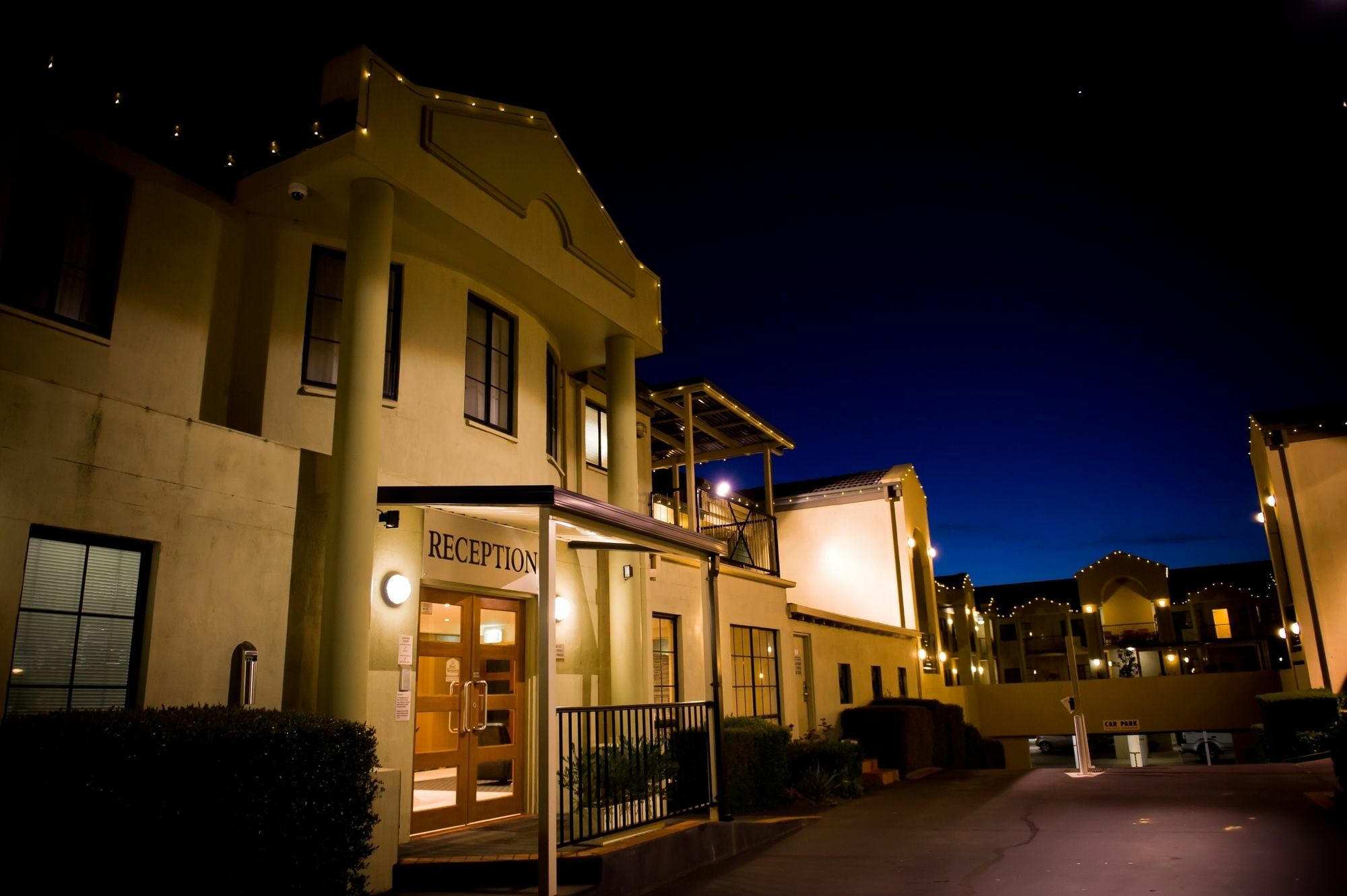 Canberra Parklands Central Apartment Hotel Official Exterior photo